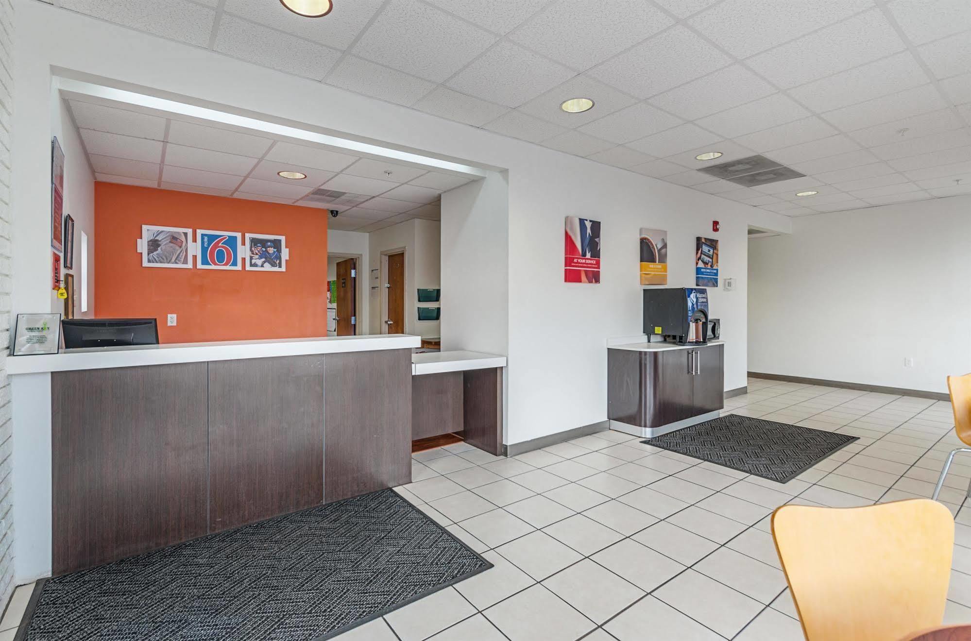 Motel6 Winchester, Va Exteriör bild